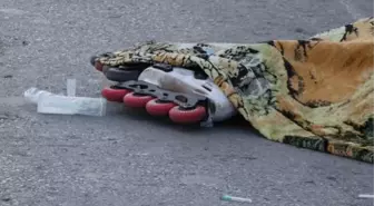 Antalya'da otobüsün altında kalan patenli çocuk öldü, arkadaşı yaralandı