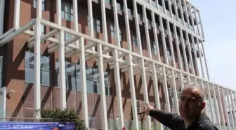 RAPÇİ BERK BAYINDIR KALDIĞI REZİDANSTAN DÜŞEREK HAYATINI KAYBETTİ