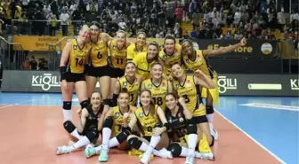 VakıfBank, Misli.com Sultanlar Ligi'nde finalde