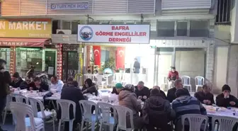 Görme engelliler geleneksel iftar yemeğinde buluştu