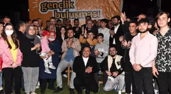 Başkan Büyükkılıç ve Mehmet Özhaseki gençlerle buluştu