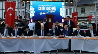 Çalışma ve Sosyal Güvenlik Bakanı Bilgin, Bayburt'ta vatandaşlarla iftar yaptı Açıklaması