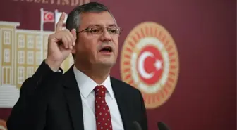 CHP'li Özgür Özel'den soyadına 'Garip' diyen Erdoğan'a yanıt: Kendisini İsmet Özel'e havale ediyorum