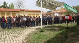 Isparta'da vefat eden Kore gazisi Karademir'in cenazesi, toprağa verildi