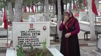 Bayram arefesinde şehitler unutulmadı