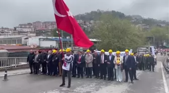 ZONGULDAK - 'Emeğin kenti' Zonguldak'ta 1 Mayıs Emek ve Dayanışma Günü kutlandı