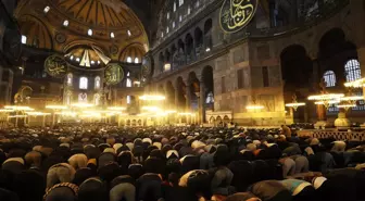 Ayasofya-i Kebir Cami-i Şerifi'nde bayramı namazı kılındı