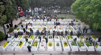 Son dakika haberleri! Edirnekapı Şehitliği'nde buruk bayram: O olmadan ilk bayram