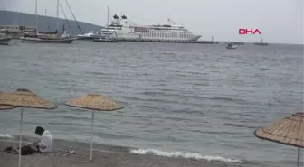 SEZONUN 4'ÜNCÜ KRUVAZİYERİ BODRUM'A GELDİ