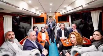 Atilla Taş, İmamoğlu'nun gazetecilerle fotoğrafına ateş püskürdü: Adam sandım, hakkımı helal etmiyorum
