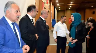 Başkan Akman personelle bayramlaştı
