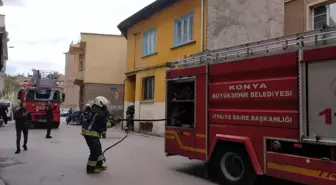 Son dakika haberleri... Evde yangın çıktı, 1 kişi dumandan etkilendi
