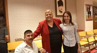 Ceyhan Belediye Başkanı Erdem, Bayramı Hemşehrileri ile Birlikte Geçirdi