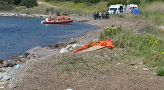 Denizde dalgıç kıyafetli erkek cansız bedeni bulundu