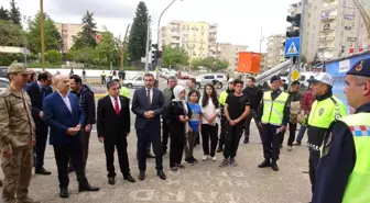 Mardin'de 'Yayalar için 5 adımda güvenli trafik' mottosu tanıtıldı