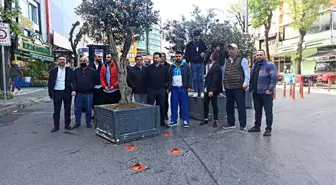 Yaya yolu yapılacak alan İSPARK olunca vatandaş devreye girdi! Alan saksılarla kapatıldı