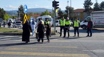 Kütahya Tavşanlı'da 'Yayalar İçin 5 Adımda Güvenli Trafik'