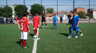 İlkokullar Arası Minik Kramponlar Futbol Bahar Turnuvası başladı