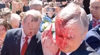 Polonya'da Rus bakana boyalı saldırı: Yüzü kıpkırmızı oldu