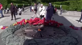 Ukrayna'da 'Zafer Bayramı' töreni