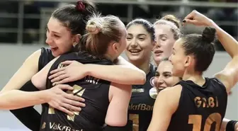 Yok böyle maç! VakıfBank'tan Fenerbahçe karşısında muhteşem geri dönüş