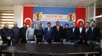 Başkan Aksun gazetecilerle bir araya geldi