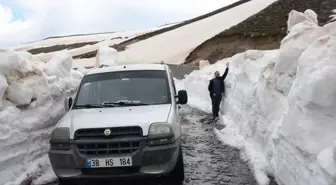 Bitlis'te kar esareti devam ediyor