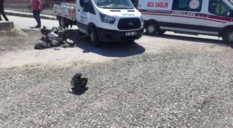 Son Dakika | Motosiklet ile kamyonet çarpıştı: 1 yaralı