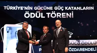 MÜSİAD'dan Prof. Dr. Özdarendeli'ye ödül