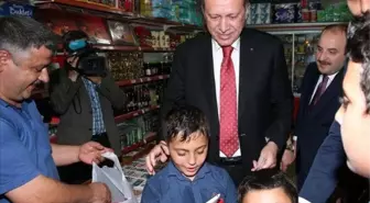 Erdoğan'ın çocuklara dağıttığı oyuncakları çalıp satan Külliye çalışanları tutuklandı: Bir ayda 298 koli oyuncak çalmışlar