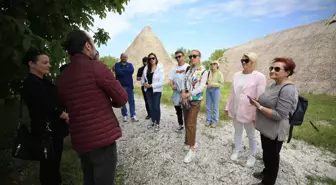 Kültür ve Turizm Bakanı Ersoy'un eşi Pervin Ersoy, Aşağıpınar ören yerini gezdi