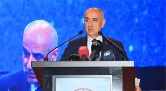 Bakan Kirişci: Sokak hayvanları, gündemde tutulması gereken bir konu