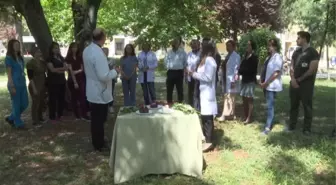 Hemşireler 2 yıl sonra günlerini maskesiz kutlamanın mutluluğunu yaşıyor