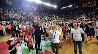 ING Basketbol Süper Ligi Play-Off: Pınar Karşıyaka: 79 Anadolu Efes: 73