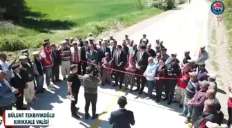 Kırıkkale Valisi Tekbıyıkoğlu, kullandığı makam aracıyla beton yolu test etti