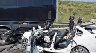 Kuzey Marmara Otoyolu'nda feci kaza: Anne öldü, baba ve oğlu ağır yaralı