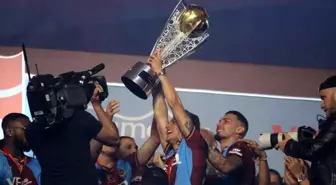 38 yıllık hasret sona erdi! Trabzonspor şampiyonluk kupasını aldı