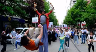 Eskişehir Büyükşehir Belediyesi'nden Engelsiz Sokak Festivali