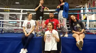 Kickboks Açık Dünya Kupası'na Aydınlı sporcular damga vurdu