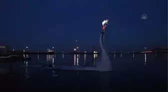 Tütün İskelesi'nde flyboard gösterisi sunuldu