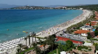 Çeşme'de sezon öncesi turizmdeki sorunlar masaya yatırıldı