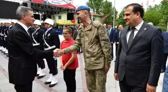 Isparta Valisi Aydın Baruş görevine başladı