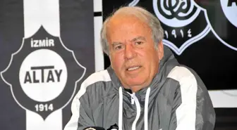 Mustafa Denizli, Altaylı futbolcularla görüştü