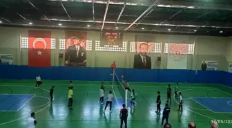 Türkeli'de liseler arası voleybol turnuvası