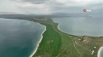 Van'ın el değmemiş adası Maldivler'i aratmıyor