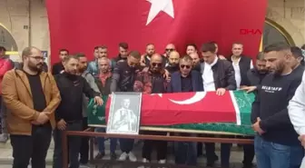 ALMANYA'DA RİNGDE ÖLEN BOKSÖR, MEMLEKETİ GİRESUN'DA SON YOLCUĞUNA UĞURLANDI