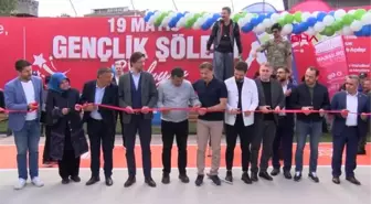 BAHÇELİEVLER'DE 19 MAYIS COŞKUSU; GENÇLER İÇİN İKİ PARK AÇILDI