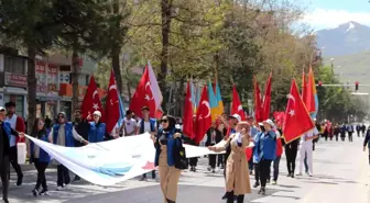 Tatvan'da 19 Mayıs Atatürk'ü Anma, Gençlik ve Spor Bayramı kutlaması