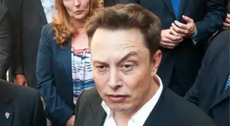 Elon Musk sadece bir ayda 50 milyar dolar kaybetti