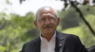 Kılıçdaroğlu, Şampiyon Kadın Boksörleri Tebrik Etti